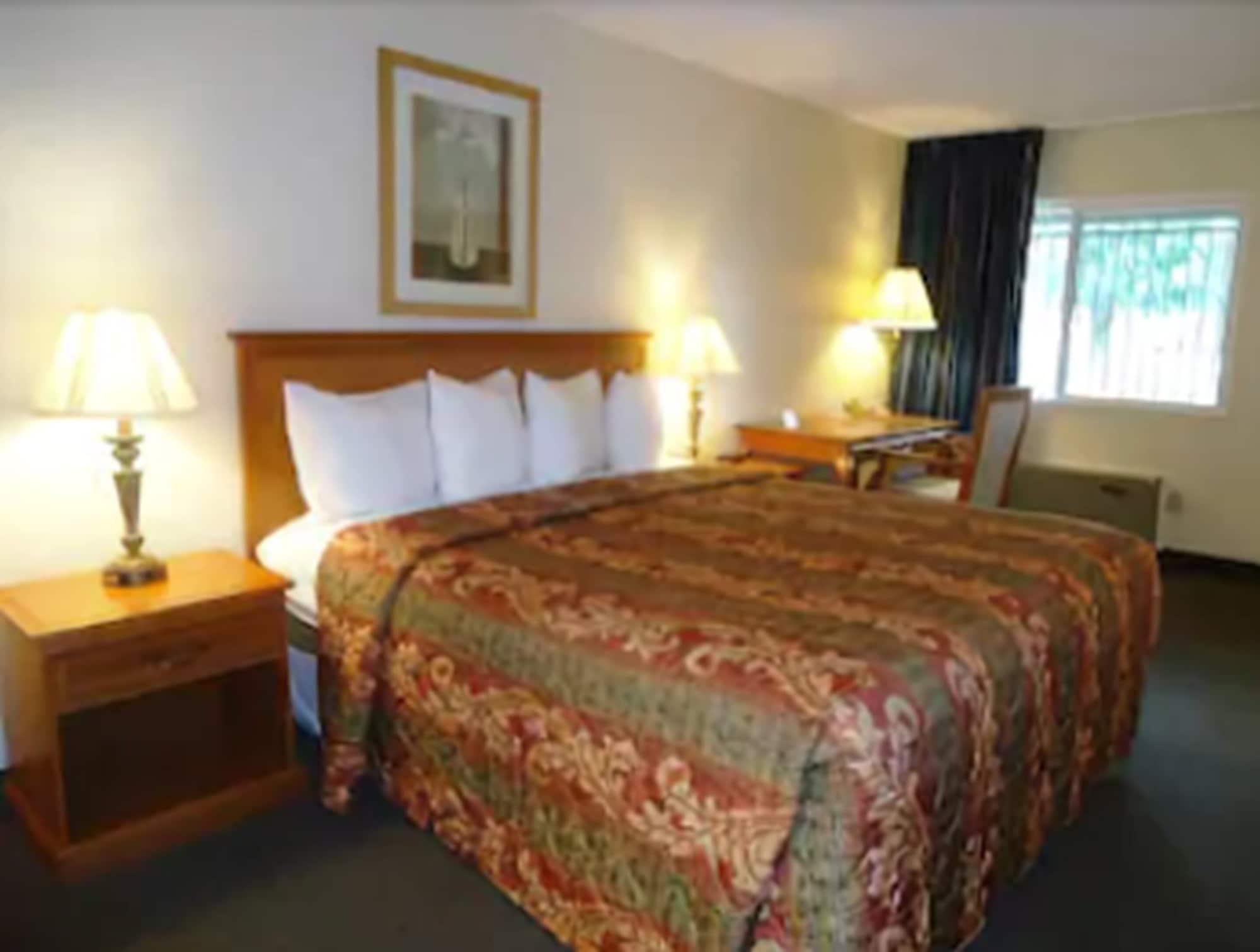 Travelodge By Wyndham Hemet Ca חדר תמונה